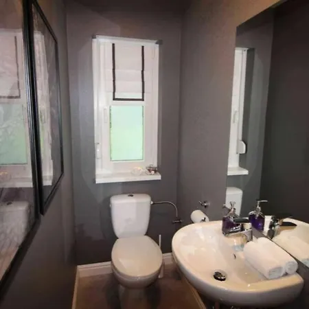 Ferienhaus Peaceful Designer 50 Meters From Balaton, Ideal For Families