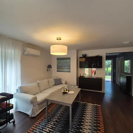 Feriehus Peaceful Designer 50 Meters From Balaton, Ideal For Families Balatonakarattya